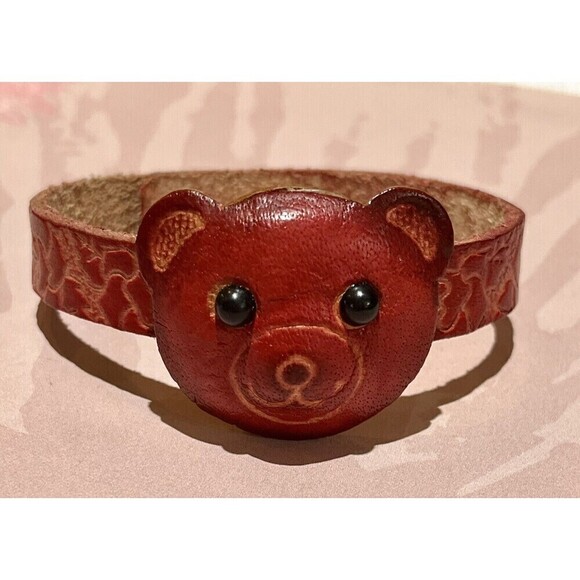 Red Leather Teddy Bear Face Bracelet Boho Floral Tooled Embossed Southwestern - Picture 1 of 12